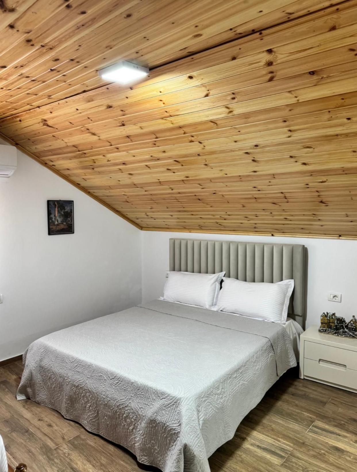 Guesthouse & Hospitality Berat Extérieur photo